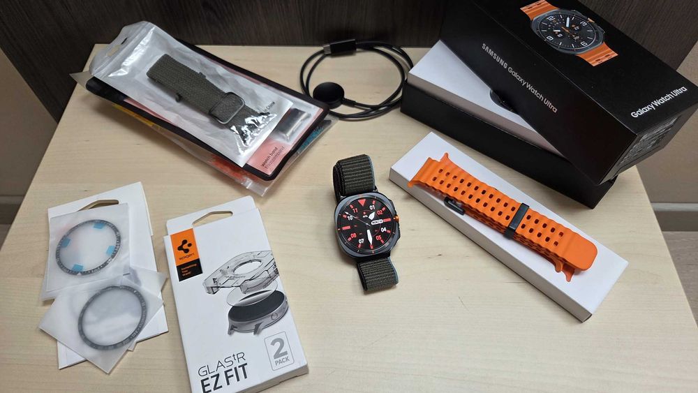 Smartwatch Samsung Galaxy Watch Ultra 47mm LTE Grey + Accesorii