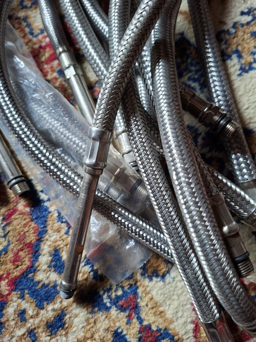 Маркучета за смесител за вода