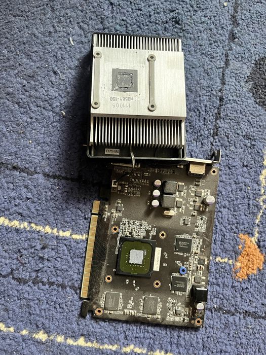 Видеокарта GT440 на 1 гигобайт