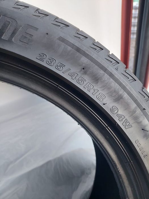 Шины Bridgestone 235/45/18