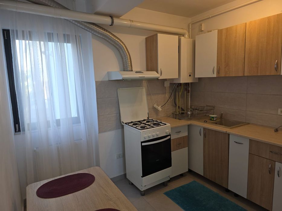 Garsoniera micuta dar cocheta in bloc nou in Trivake City