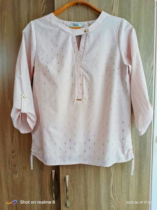 Розова и шарени блузи