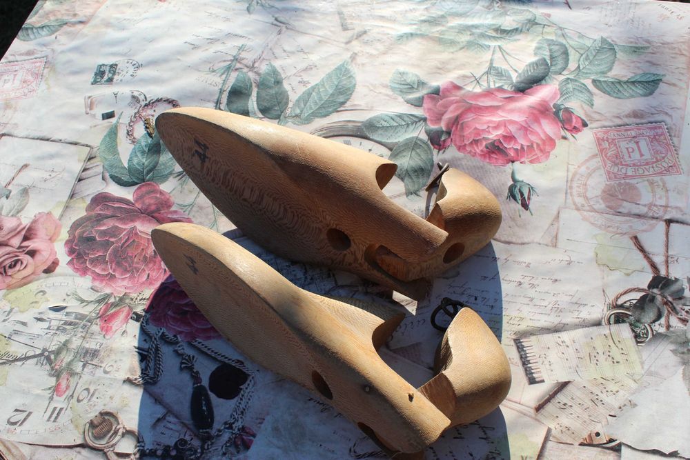 Дървени калъпи за обувки