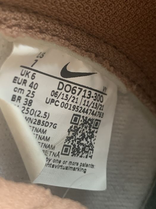 Nike Dunk High Re-Raw marimea 40-purtati de cateva ori