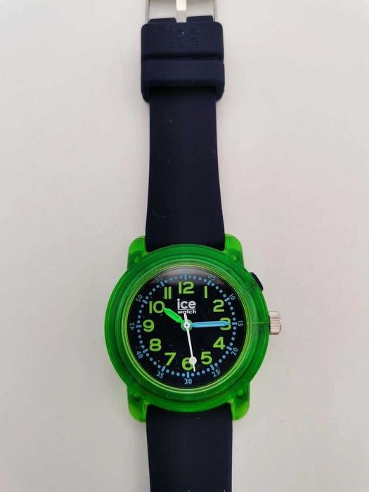Детски часовник Ice Watch с функция за намиране Find My