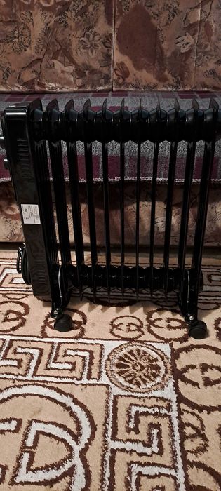 Calorifer electric pe ulei Voltomat Heating 2500W, 9 elementi