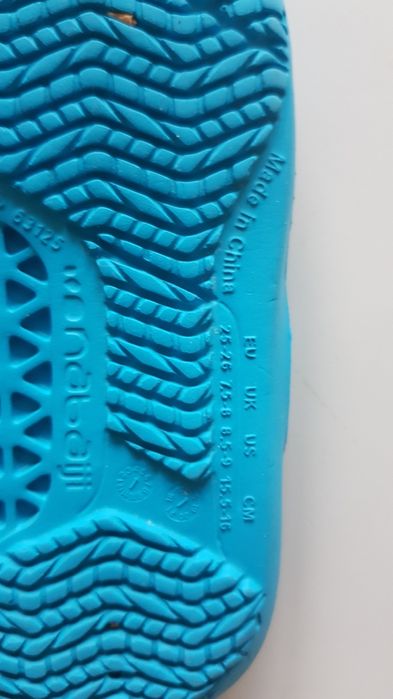 Slapi pentru copii, marimea 25-26