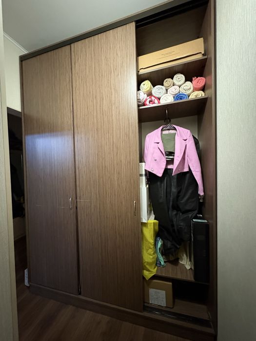 Шкаф купе три двери