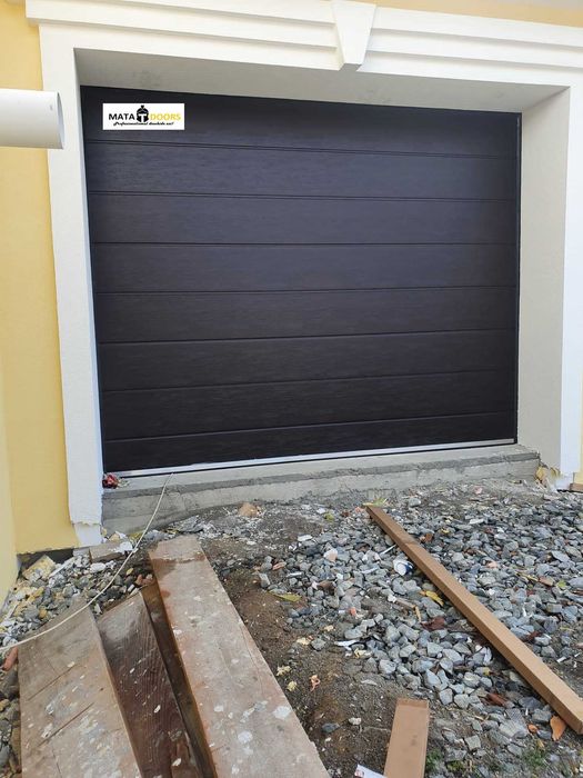 Usa wenge L2500xH2200 Usi garaj/usi hale/usi sectionale