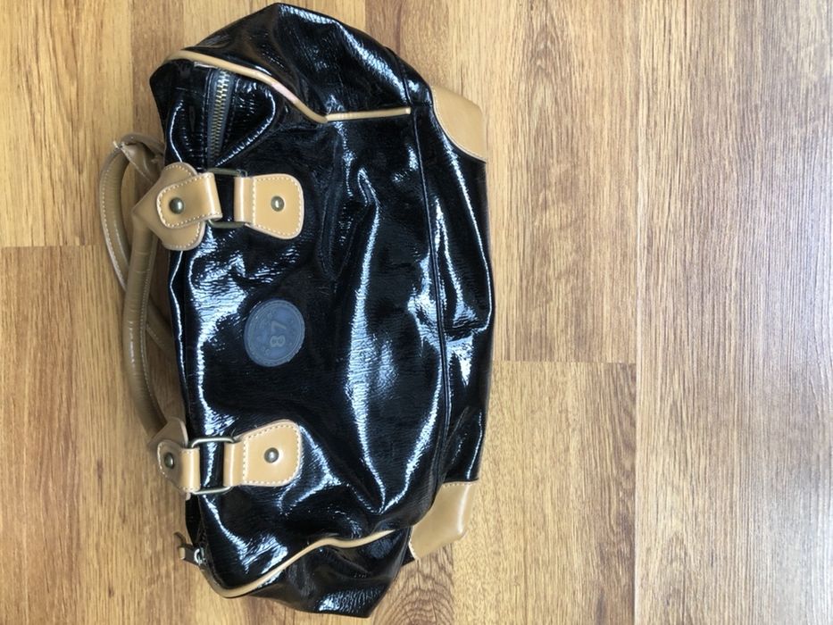 Дамска чанта различни видове