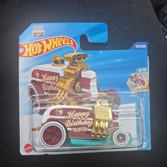 Hotwheels Birthday Burner Treasure Hunt