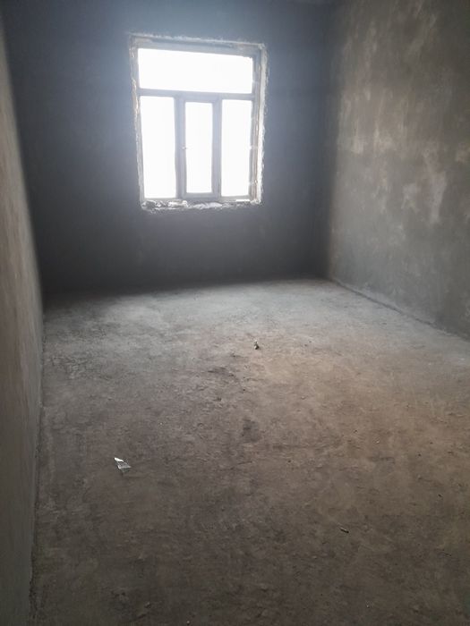 Samarqand aziz bozircha oldidan 1 xonlai uy sotiladi 47