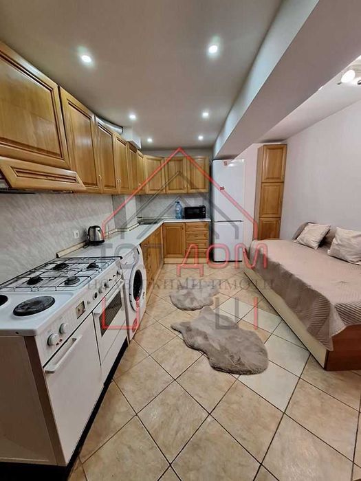 Дава се под наем Двустаен апартамент в Варна, Аспарухово - 70 кв.м за 408 € - Снимка #1