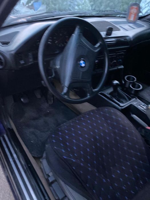 Машина бмв 520 5