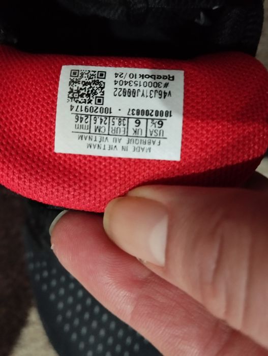 маратонки  Reebok