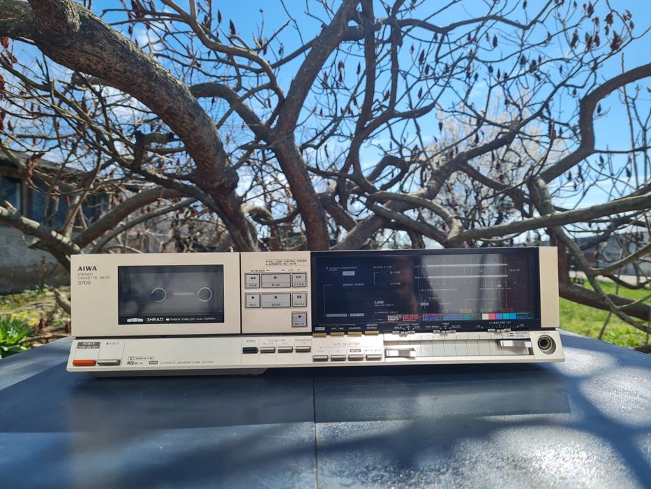 Casetofon deck Aiwa AD3700 3 capete Ploiesti • OLX.ro