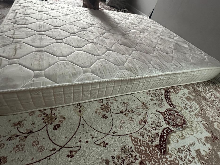 Отдам даром матрас