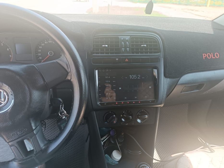 Продам Volkswagen Polo 2013