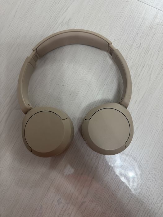 Продам наушники sony wh-ch520