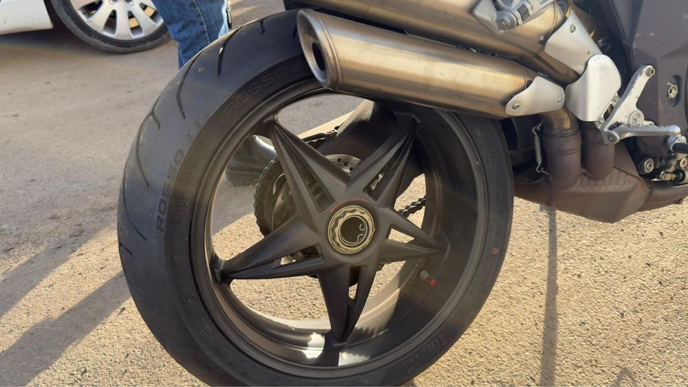 MV Agusta Brutale 989 R