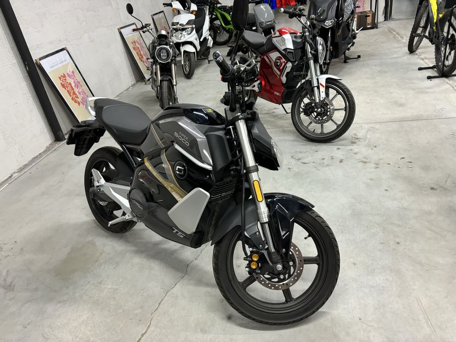 Motocicleta electrica (se conduce cu B) Super Soco TSHunter - 2 baterii, range 100km