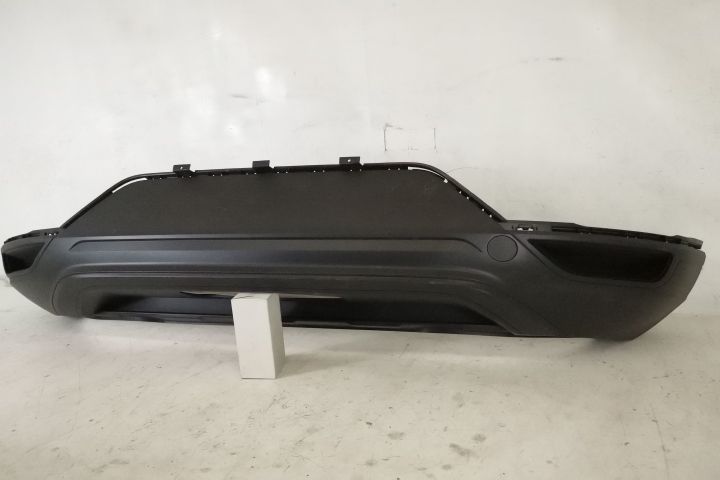 Оригинален заден спойлер/предпазна броня във добро състояние Фолксваге