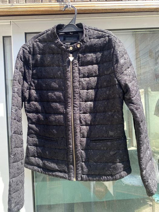 Пролетно яке от дантела Guess