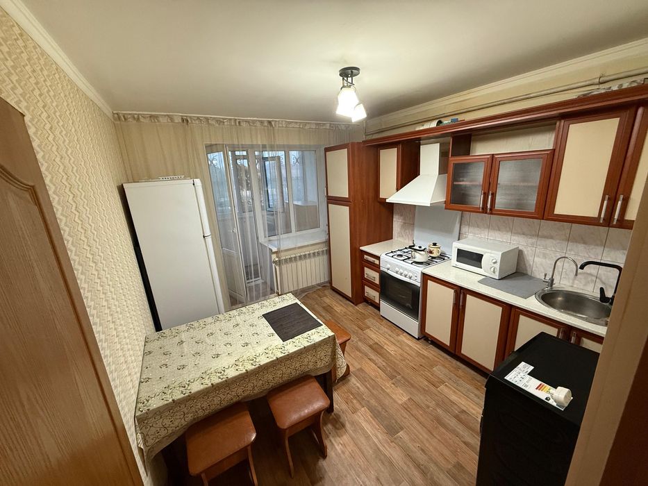 2 (комнатная) бөлмелі пәтер жалға беріледі