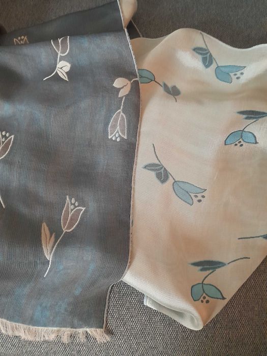 Esarfa Coccinelle, 150 lei