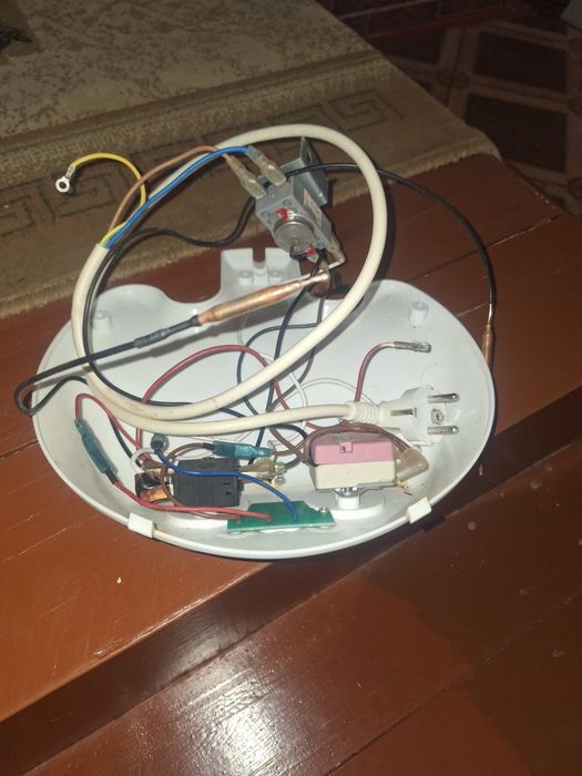 Воданагревателдын [аристон] термостаты сатылады