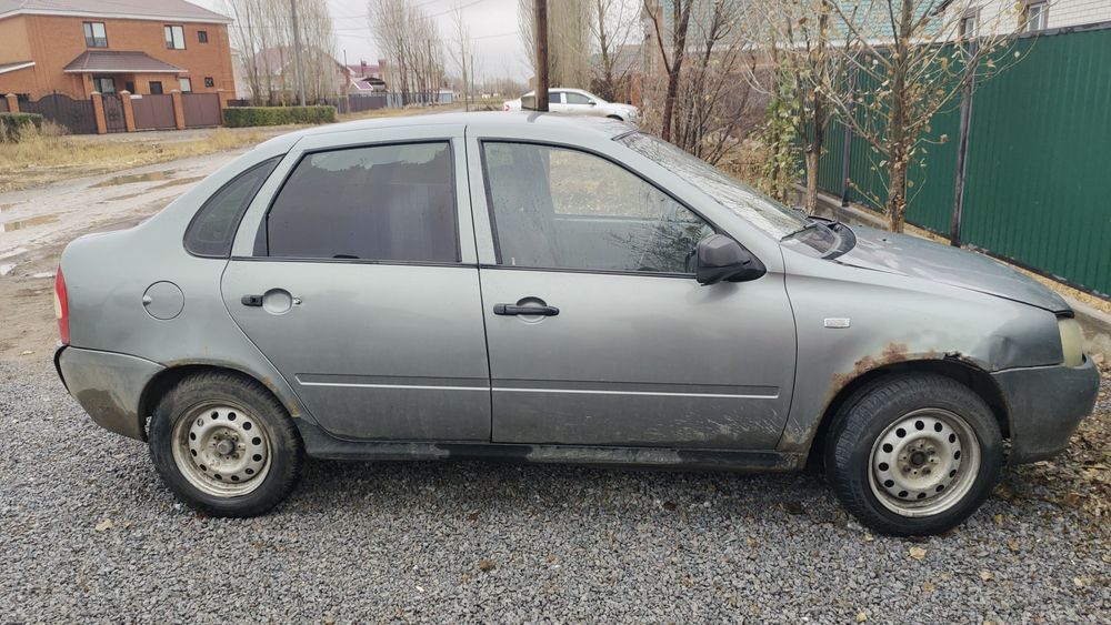 Продам лада калина-1седан 2010г.