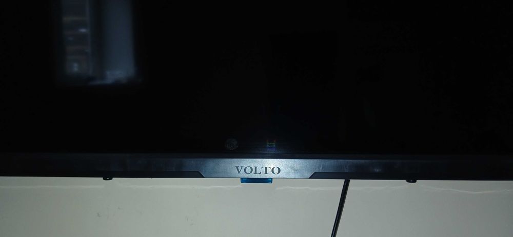 Televizor VOLTO 32 korobkasi bilan