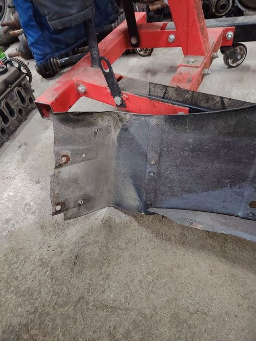 Крылья БМВ е38 правые