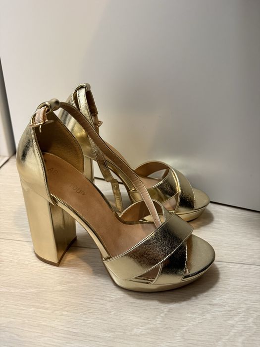 Обувки Patrizia Pepe Нови,Michael Kors,Armani,Nike