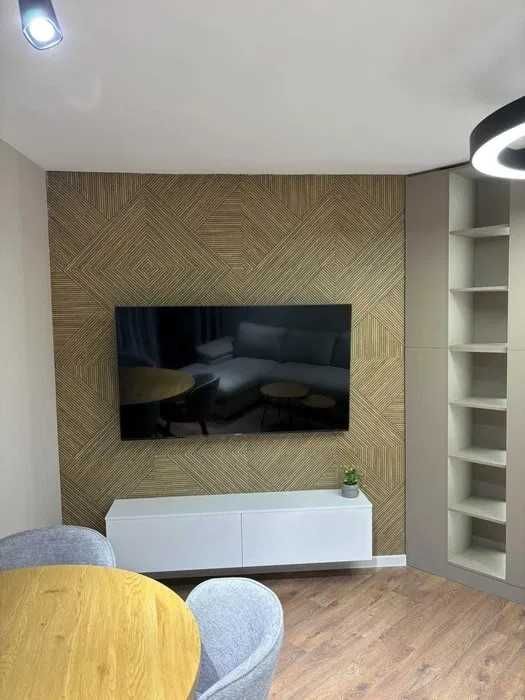 Дава се под наем Тристаен апартамент в София, Витоша - 106 кв.м за 800 € - Снимка #2