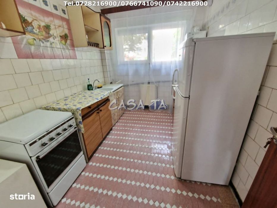 Apartament 3 camere, situat in Targu Jiu, Str. G-ral Christian Tell