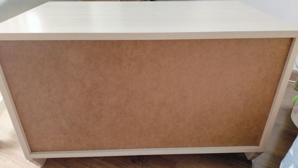 Продам тумбу в отличном состоянии