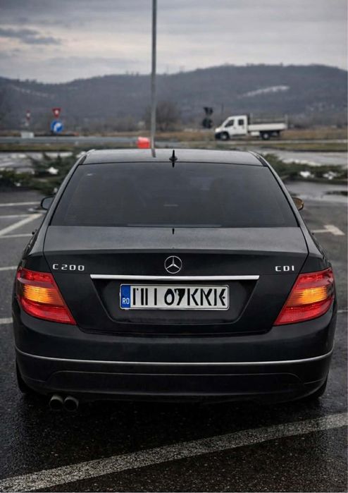 Vând mercedes c200 cdi