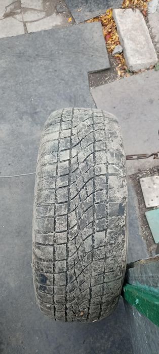 Продам покрышки б/у