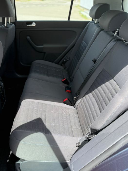 Volkswagen Golf Plus Tour - An 2008 - 1.6 Benzina 102Cp