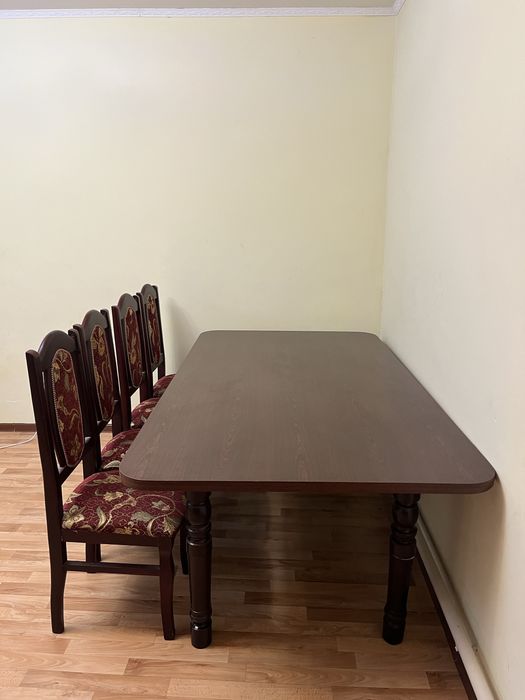 Продается стол и стуля