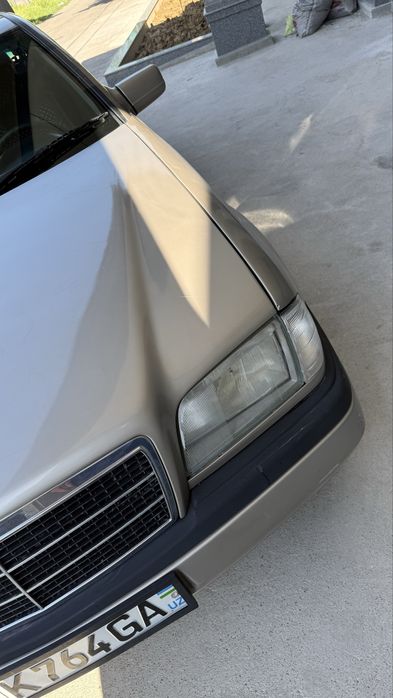 Mercedes (seshka) 202