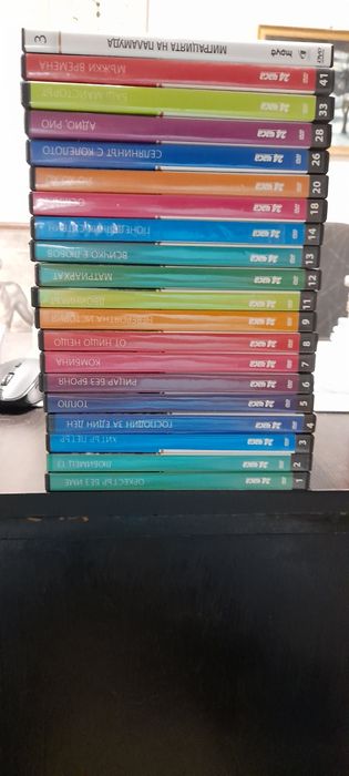 Колекция от български филми и руски екшън.