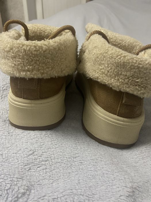 Женская модная обувь.