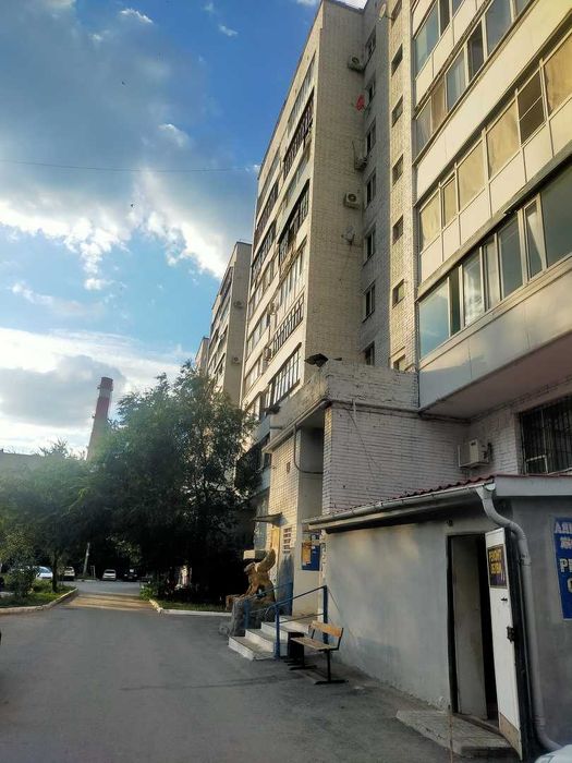 Продам 3х ком квартиру в центре