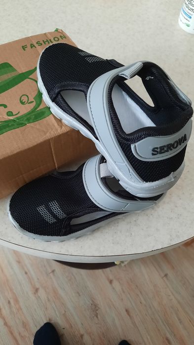 Детскии сандалик