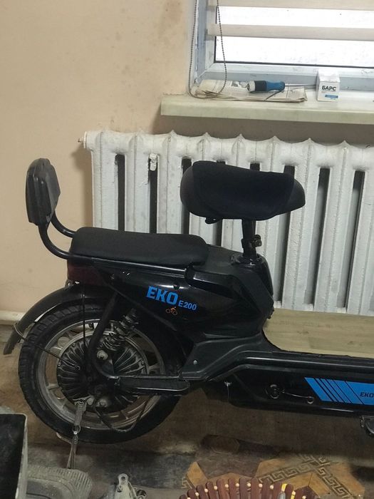 EKO E200 электроскутер