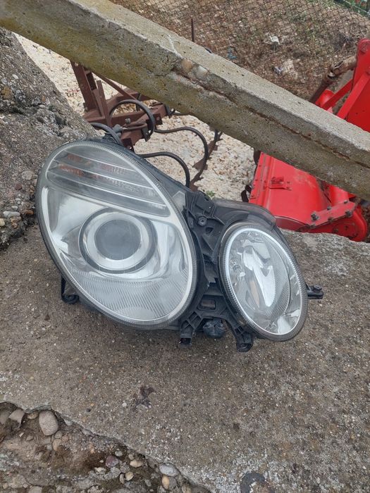 Фар Е класа W211 фейслифт