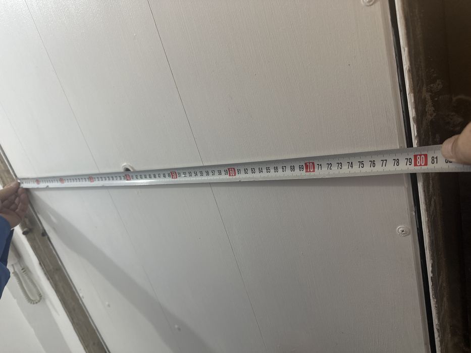 Продам наружную двери