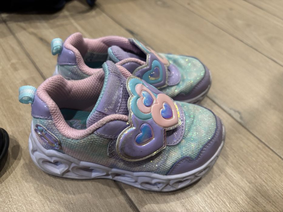 Обувки,маратонки mayoral,nike,adidas,sketchers 24 nomer